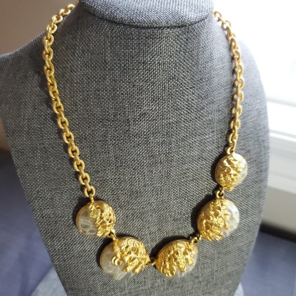 Ivanka Trump Necklace - Picture 3 of 6